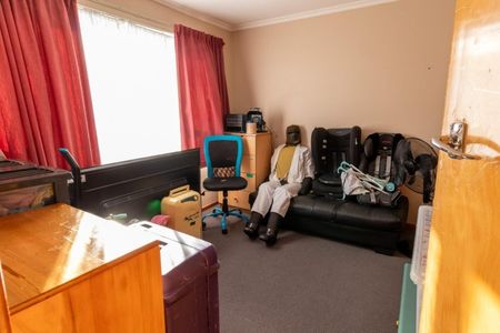 Low maintenance in Waikiwi – Easy care small section - Photo 5