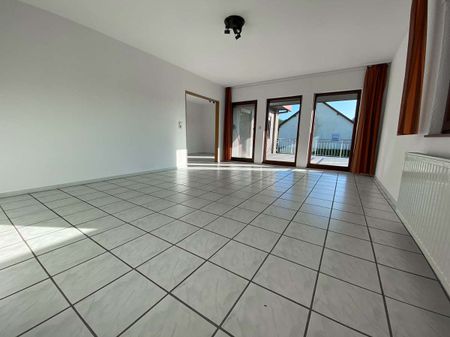 KL - Mehlingen - (Baalborn), 4 ZKB, 2 Bäder, Balkon, Einbauküche, Garage - Foto 3