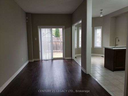 For Lease - 21 Kilrea Way, Brampton, Ontario - Photo 2