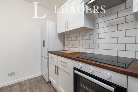 1 bedroom apartment to rent Redoubt Close, Hitchin, Hertfordshire, SG4 - Photo 2