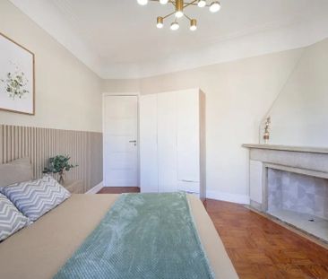 Rua da Palmeira, Lisbon, Lisbon 1200-219 - Photo 5