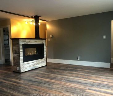 For Lease - 29 Fourth Street Unit# B, Collingwood, Ontario - Photo 4