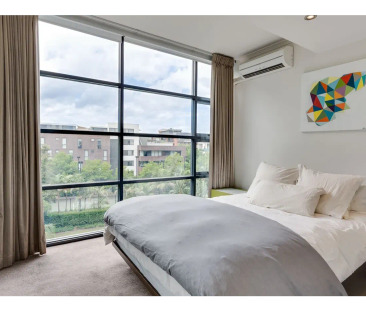 Resort-Style Living in the Heart of Erskineville - Photo 2