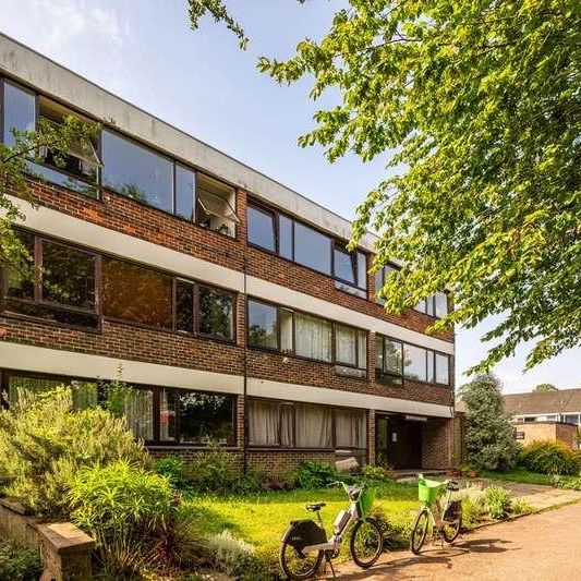 Bampton Road, Forest Hill, SE23 - Photo 1