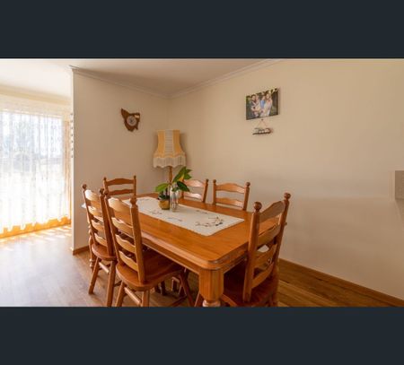 3/12 Heathcote Street, Ulverstone, Tas 7315 - Photo 4