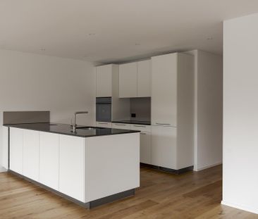 Sehr schöne und moderne 2.5-Zimmerwohnung an ruhiger Lage - Foto 2
