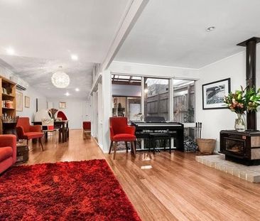 19 Seaview Cres, Black Rock VIC 3193 - House For Rent | Domain - Photo 4