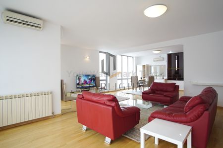 Dorobanti Rent | 3BR Duplex & Roof-Top Terrace | Garage - Fotografie 3