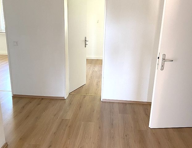 Erstbezug nach Sanierung, 2 Zimmer Wohnung - Photo 1