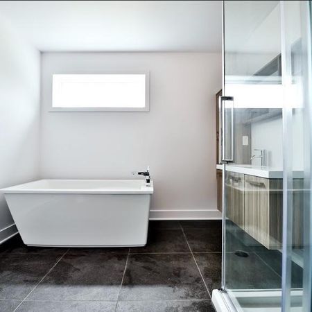 5 1/2 au premier étage. Saint-Canut - Photo 4