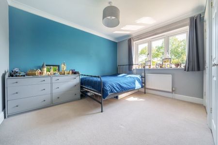 5 bedroom detached house to rent - Photo 4