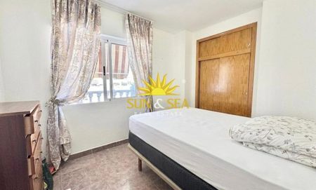 2 BEDROOM APARTMENT - TORREVIEJA - Foto 5