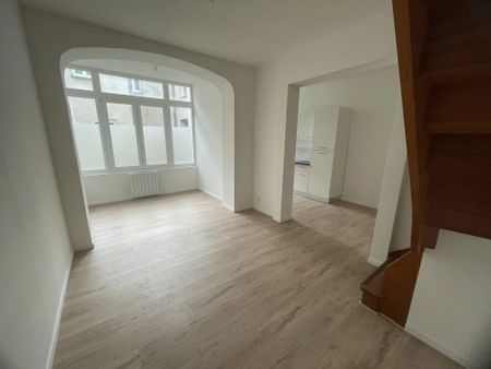 Location Appartement 2 pièces 46 m2 à Saint-Quentin - Photo 4