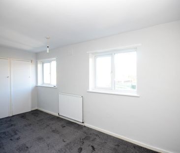 2 bed semi-detached house to rent in Glynfellis, Leam Lane, NE10 - Photo 3