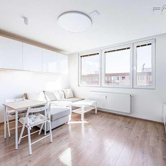 Pronájem bytu 2+kk 32 m² - Photo 1