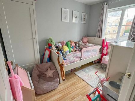 2 bedroom terraced house to rent - Photo 2