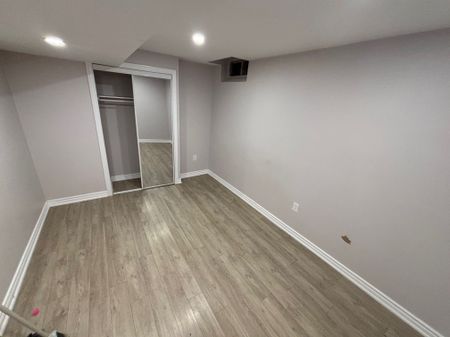For Lease - 992 Ridge Valley Drive Unit# Basement Room, Oshawa, Ontario - Photo 3