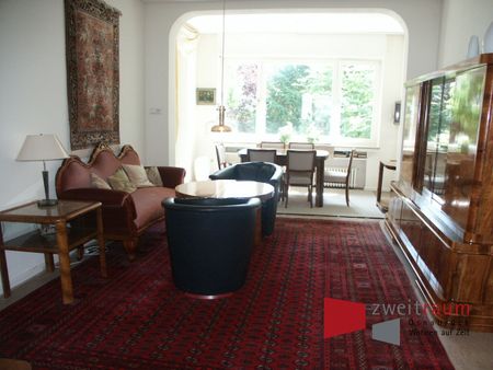 Wüste, ausgefallene 4 Zimmer Wohnung mit Balkon, - Photo 2