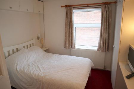 1 bedroom detached house to rent - Photo 3