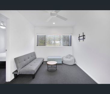 3/13 Larkin Street, Maroochydore, Qld 4558 - Photo 6