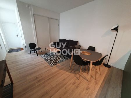 Location Appartement 2 pièces 42m² - Photo 2