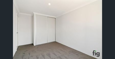 FRESH, MODERN AND READY TO MOVE IN NOW - Photo 4