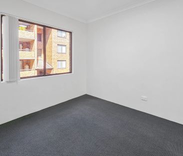 RENOVATED 2 BEDROOM UNIT WITH SPLIT AIR CONDITIONER - Photo 4