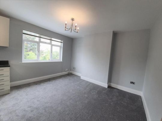 4 bedroom property to rent - Photo 1