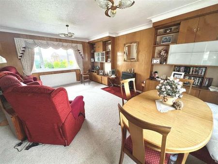 Saville Road, Dodworth, Barnsley, S75 - Photo 2