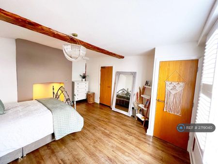 1 bedroom flat to rent - Photo 4