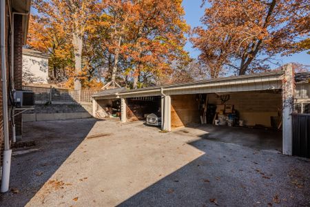 For Lease - 15 Courcelette Road Unit# 2, Toronto, Ontario - Photo 4