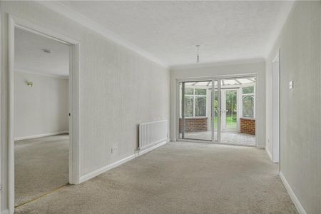 3 bedroom bungalow to rent - Photo 3