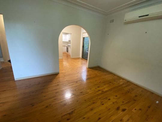 Spacious Family Home - Photo 1