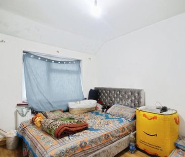 5 bedroom semi-detached house to rent - Photo 6