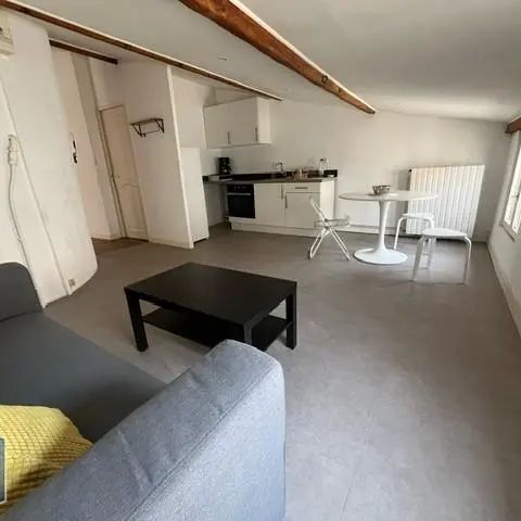 Appartement à louer 1 pièce 28m² - Photo 1