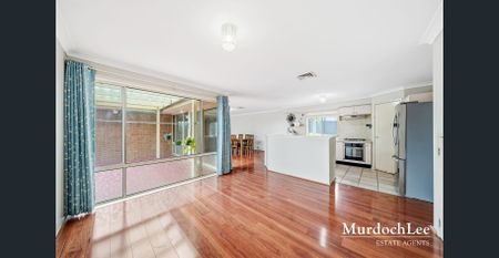 Prime Rental Opportunity in Matthew Pearce Catchment | Spacious Family Home in Quiet Cul-de-sac - Photo 2