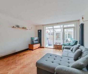 Woodbourne Close, Streatham Hill, SW16 - Photo 3