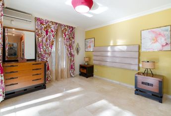 Luxury Villa for rent in Las Chapas, Spain