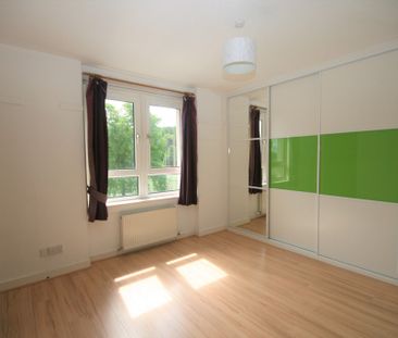 Paisley Road West, Spacious 2 Bedroom Unfurnished Flat – Available ... - Photo 1