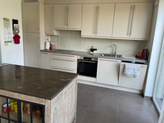 EENGEZINSWONING + garage & tuin - Photo 1