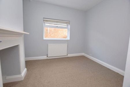 1 bedroom maisonette to rent - Photo 2