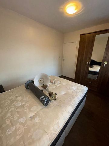 3 bedroom detached house to rent - Photo 4