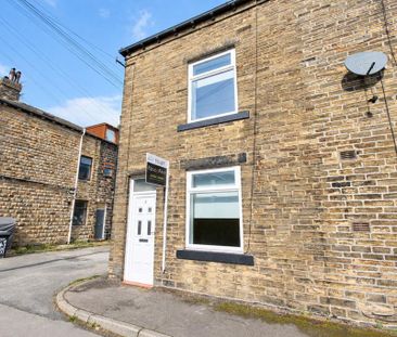2 bedroom end of terrace house to rent - Photo 5