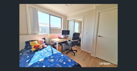 Townhouse in Perfect Location - Photo 3