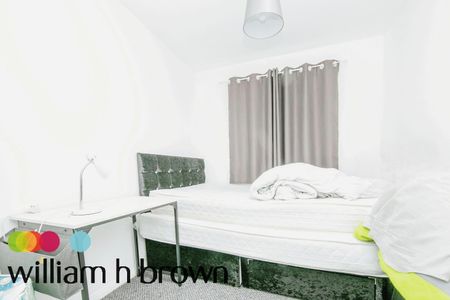 Holborough Close, Colchester - Photo 3