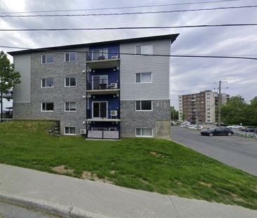 Très beau 4 1/2 libre immédiatement situé au 915-402 Walsh, Sherbrooke - Photo 6