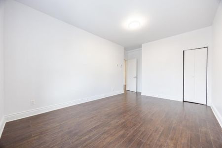 Appartement à louer - Montréal (Côte-des-Neiges/Notre-Dame-de-Grâce) (Côte-des-Neiges) Appartement à louer - Montréal (Côte-des-Neiges/Notre-Dame-de-Grâce) (Côte-des-Neiges) - Photo 3