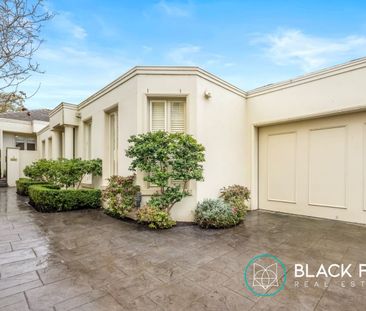 Simply Stunning Sanctuary! - Photo 1