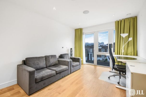 Kew Bridge Road Brentford TW8 - Photo 1