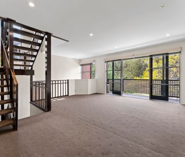 47A Winfield Road, Balwyn North VIC 3104 - Townhouse For Rent | Domain - Photo 2